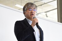 グラウンドワークスの神村靖宏社長。