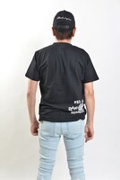 「『死は確実、時は不確実』Tシャツ」