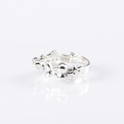 八九寺真宵モデルのリングセット。