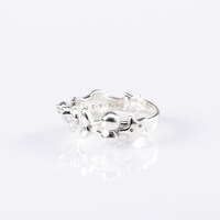 八九寺真宵モデルのリングセット。