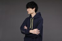 八九寺真宵モデルのアイテムの着用例。