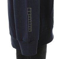 八九寺真宵モデルのフーディー。