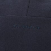 八九寺真宵モデルのフーディー。