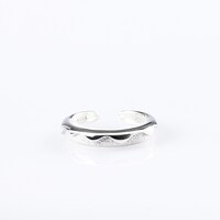 忍野忍モデルのリングセット。