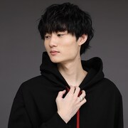 忍野忍モデルのアイテムの着用例。