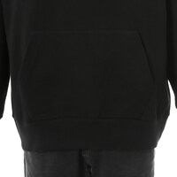 忍野忍モデルのフーディー。