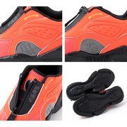 「呪術廻戦 コラボシューズ produced by SYUNSOKU」（虎杖悠仁モデル）