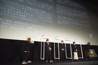「新テニスの王子様 氷帝vs立海 Game of Future」後篇の上映イベントの様子。