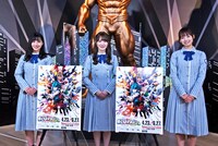 左から渡邉美穂、加藤史帆、濱岸ひより。