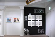 「僕のヒーローアカデミア展 DRAWING SMASH」の様子。