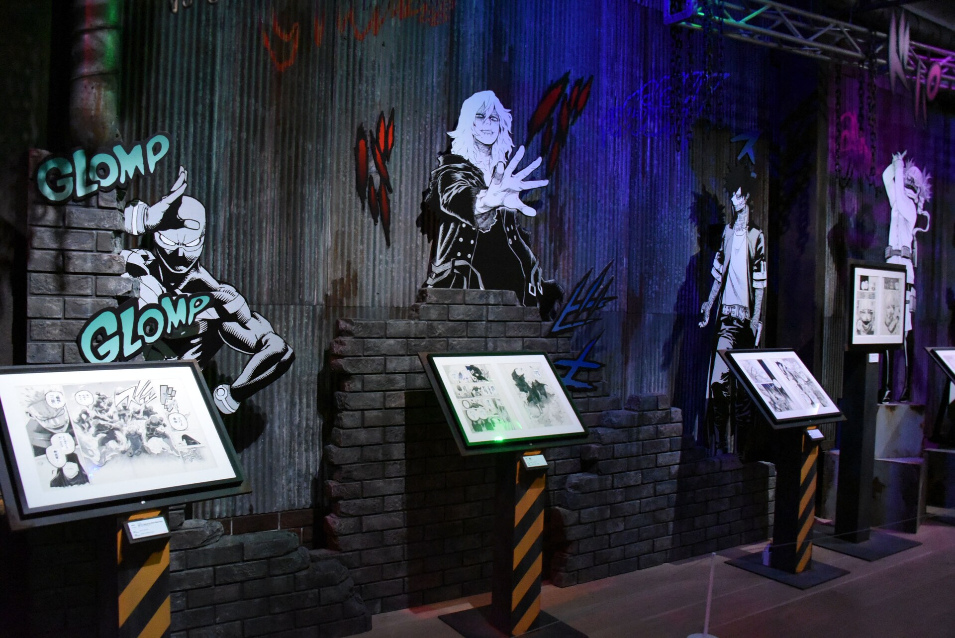 僕のヒーローアカデミア展 DRAWING SMASH」の様子。 [画像ギャラリー