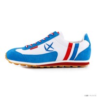 「STRICT-G × PATRICK 『機動戦士ガンダム』ボストン スニーカー」の「E.F.S.F.（ホワイト）」。