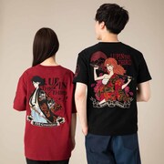 左から「ルパン三世 PART5 半袖Tシャツ」の「五ェ門 ワイン」の背面、「不二子B ブラック」の背面。