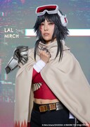 新原ミナミ扮するラル・ミルチ。