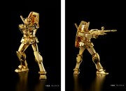 「純金像 RX-78-2 ガンダム（ビームライフルVer.）」