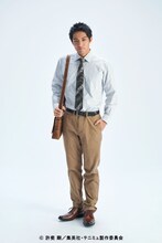 北代高士扮する井上守。