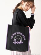 「ワールドトリガー カラーパイピングトートバッグ」使用イメージ