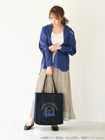 「ワールドトリガー カラーパイピングトートバッグ」使用イメージ