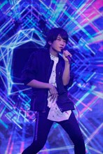 高瀬コヨイ役の土田玲央。