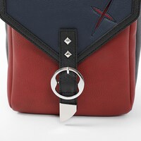 緋村剣心をイメージしたボディバッグ。