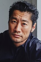 北条保役の平山祐介。