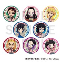 コラボグッズのトレーディング缶バッジ。