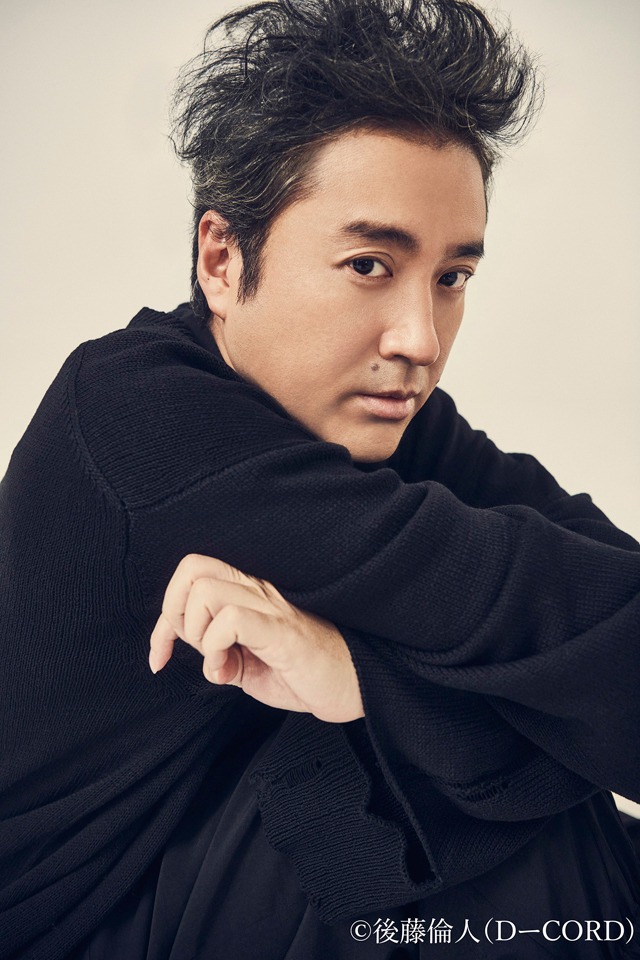 伊賀崎秀一役のムロツヨシ。(c)泰三子／講談社