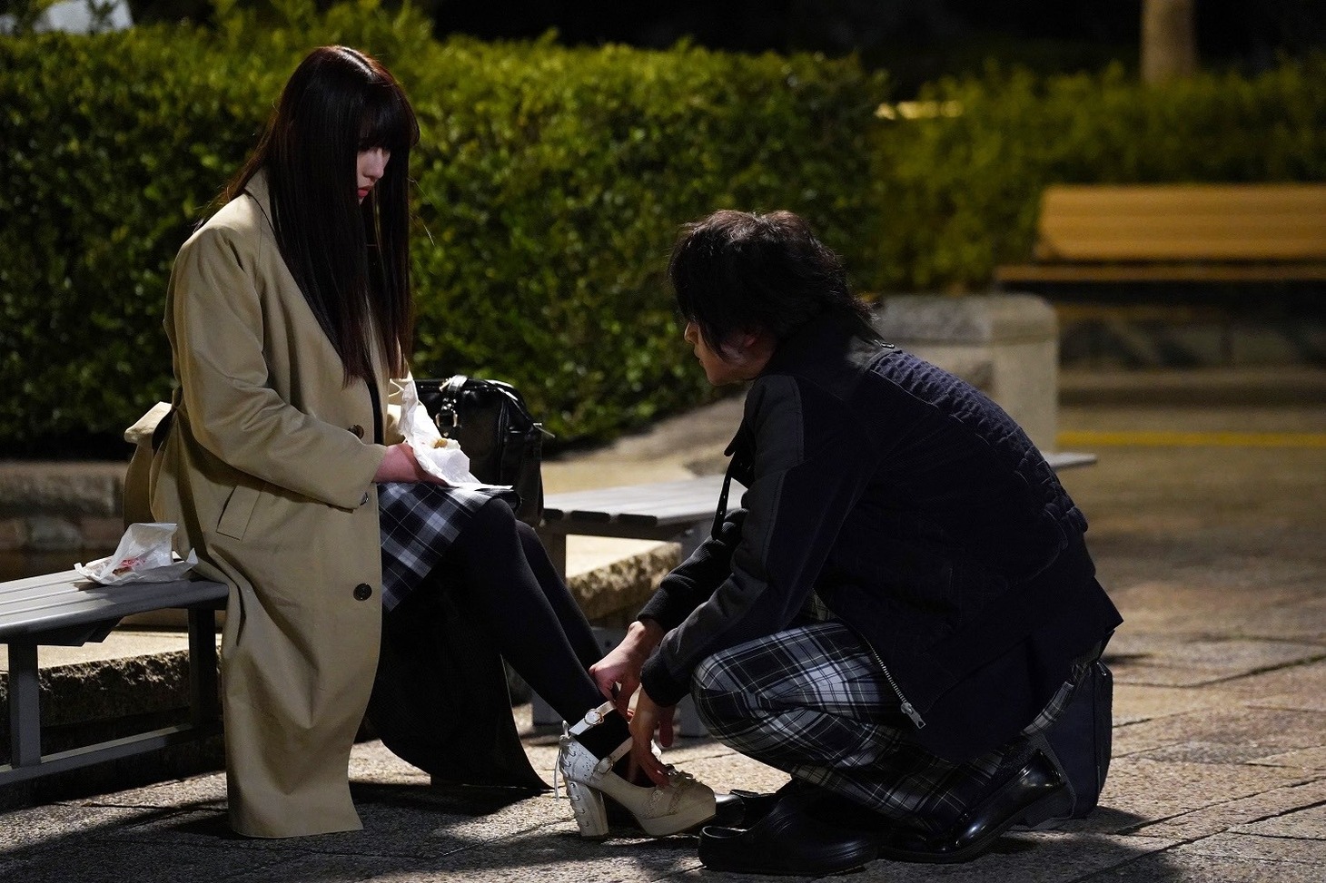 ドラマ「悪魔とラブソング」場面写真。
