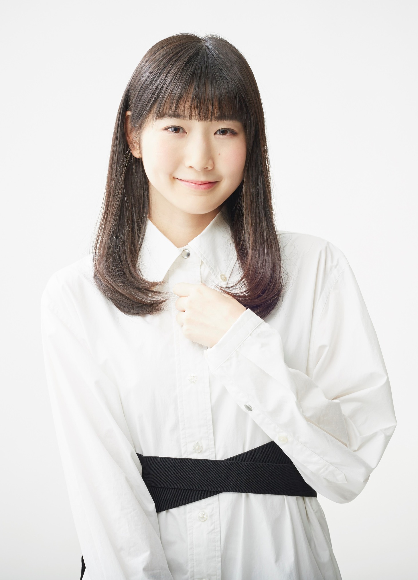 綾乃あゆみ
