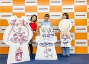 左から氷上恭子、真田アサミ、沢城みゆき。