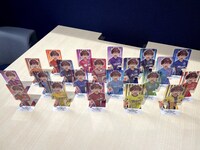 「クリアスタンディしおり」のサンプル。