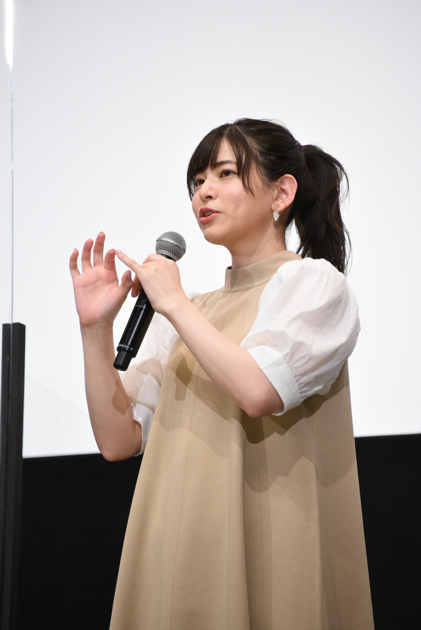 島袋美由利