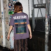 「BEASTARS カラーTシャツ」着用イメージ