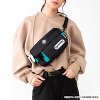 「呪術廻戦×OUTDOOR PRODUCTS ショルダーバッグ 伏黒恵モデル」使用イメージ