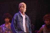 水江建太扮するアッシュ・リンクス。