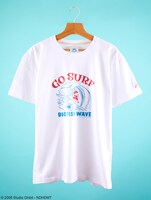 「崖の上のポニョ Tシャツ 波乗りポニョ」