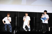 左から小野賢章、KENN、阿部敦。