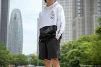 「デジモンテイマーズ ツートーンパーカー」着用イメージ