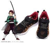 コラボシューズ「竈門炭治郎 ヒノカミ神楽 ver.」