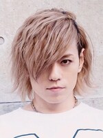 ドラムのKEN’ICHI。