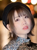 ピアノの丸木美花。