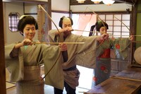 「狙撃手ウソ八の矢場」のイメージ。