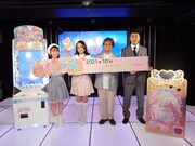 左からみゃむ役の小池理子、陽比野まつり役の廣瀬千夏、佐藤順一総監督、小林浩輔監督。