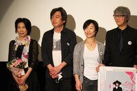 左から海上ミサコ、杉山文雄、井上貴子、皆木正純。