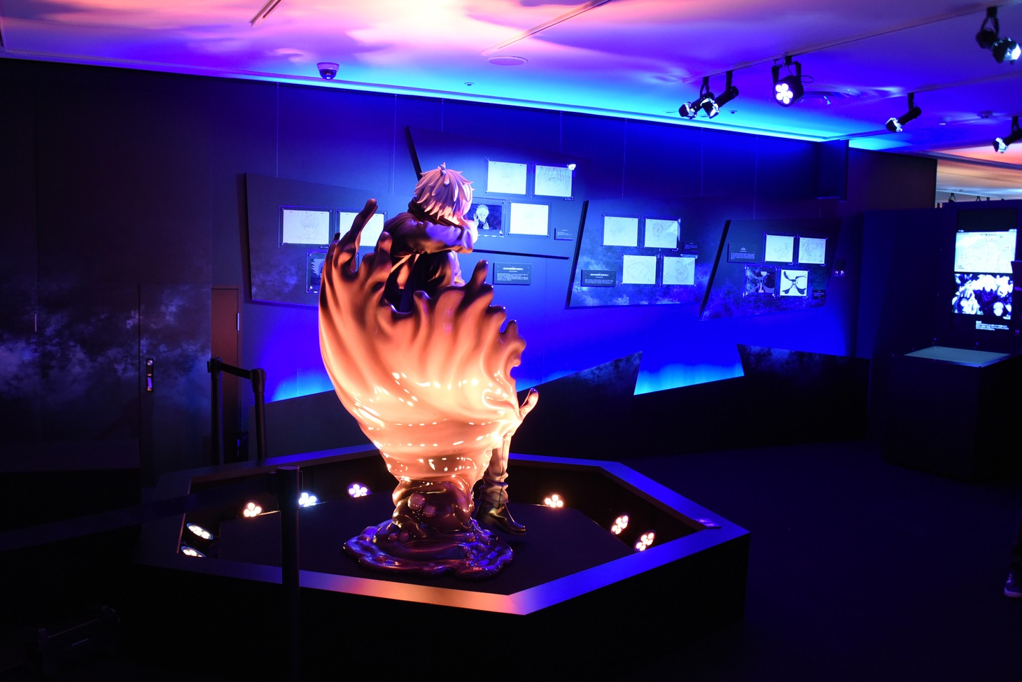 「アニメーション 呪術廻戦展」の様子。