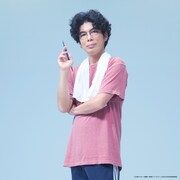 片桐仁扮する川口たろう。(c)大場つぐみ・小畑健／集英社・「バクマン。」THE STAGE製作委員会