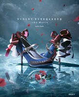 「mayla classic Violet Evergarden - マイラクラシック ヴァイオレット・エヴァーガーデン -」（アコラ）