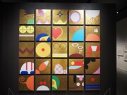 「藤子・F・不二雄ミュージアム 10周年記念原画展」のエントランス。