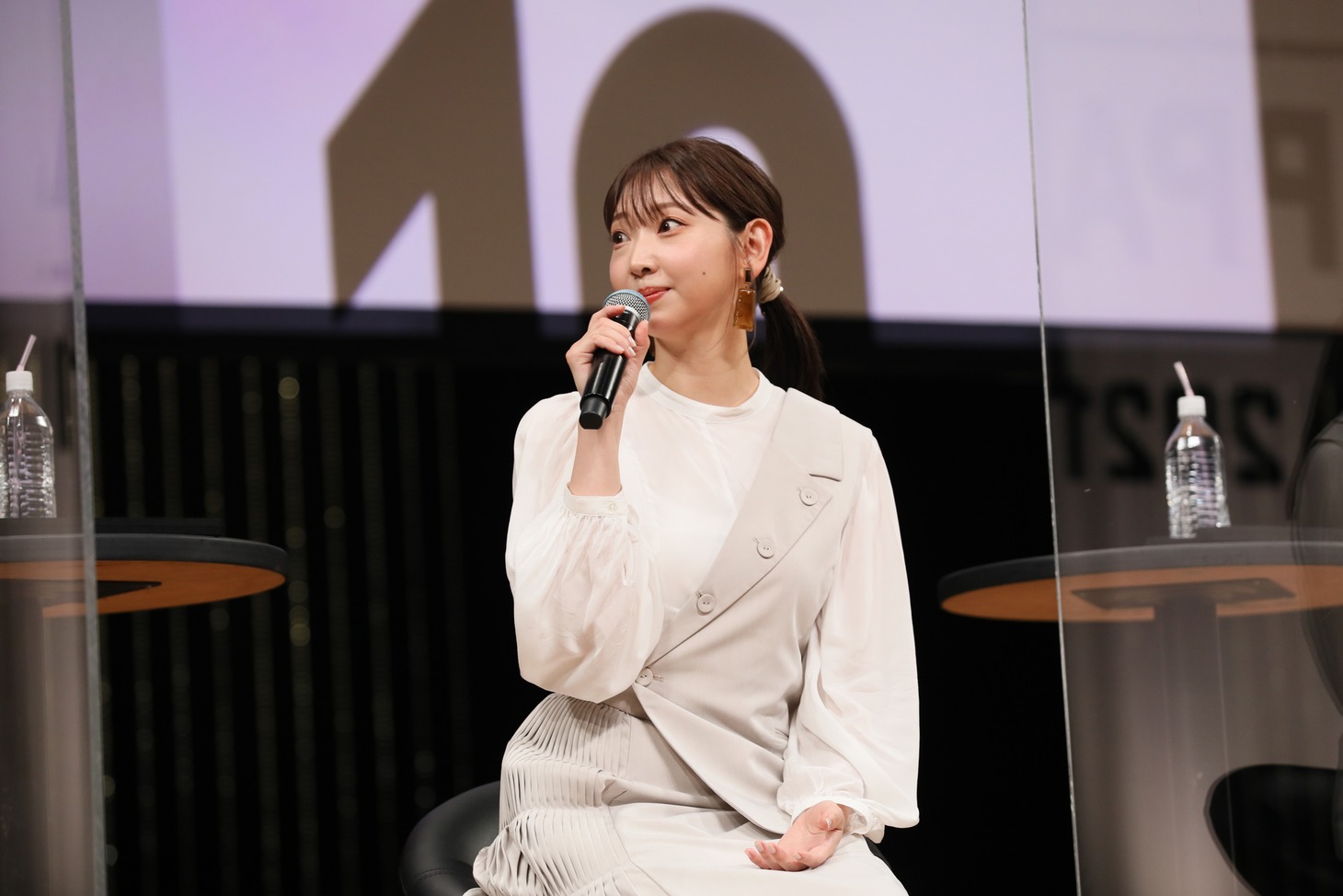 井上麻里奈