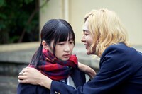 映画「うみべの女の子」場面写真 (c)2021『うみべの女の子』製作委員会